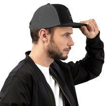 Load image into Gallery viewer, Murphy's, Gray thread Trucker Cap
